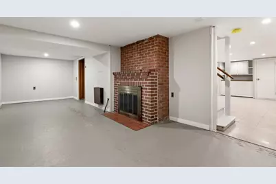 2 Minot St, Wakefield, MA 01880 - Photo 18