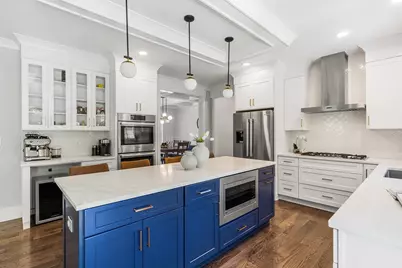 381 Prospect St, Franklin, MA 02038 - Photo 4