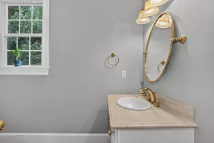 4 Nipmuc Ln, Southborough, MA 01772 - Photo 10