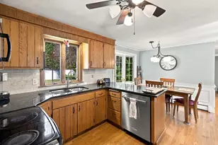 53 Glenwood Dr, Westfield, MA 01085 - Photo 12