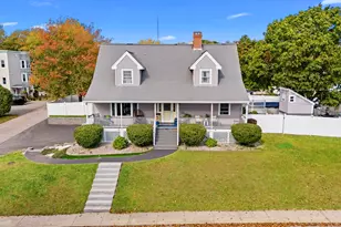 21 Milton St, Blackstone, MA 01504 - Photo 2