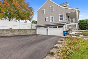21 Milton St, Blackstone, MA 01504 - Photo 4