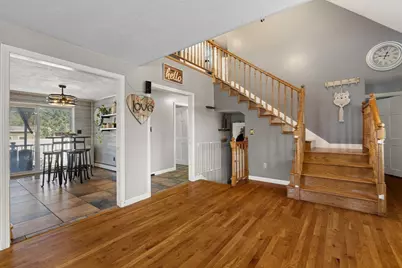 21 Milton St, Blackstone, MA 01504 - Photo 12