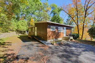 58 Dudley Ave, Northbridge, MA 01588 - Photo 4