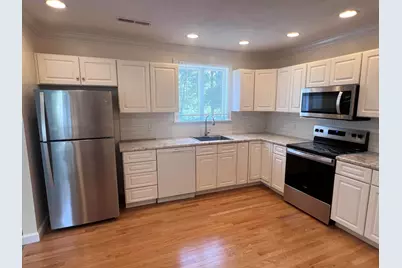 318 South #318, Bedford, MA 01730 - Photo 2