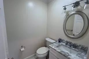 318 S, Bedford, MA 01730 - Photo 6