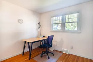 11 Hillview Rd, Holyoke, MA 01040 - Photo 20
