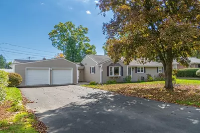 11 Hillview Rd, Holyoke, MA 01040 - Photo 32