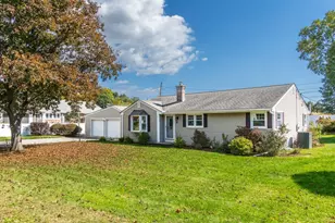 11 Hillview Rd, Holyoke, MA 01040 - Photo 1
