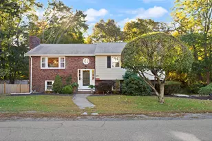 15 South St, Reading, MA 01867 - Photo 2
