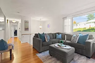 15 South St, Reading, MA 01867 - Photo 8