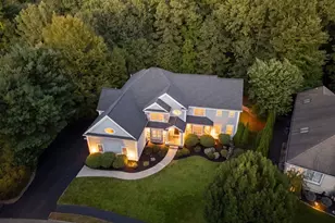7 Turtle Creek Cir, Shrewsbury, MA 01545 - Photo 2