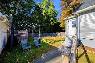56 Lavalle Ave, Chicopee, MA 01020 - Photo 28