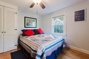 21 Thatcher St, Dartmouth, MA 02748 - Photo 32