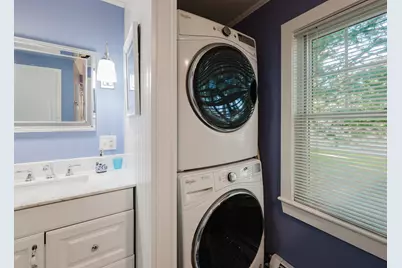 21 Thatcher St, Dartmouth, MA 02748 - Photo 26