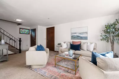 25 Macy St, Quincy, MA 02169 - Photo 4