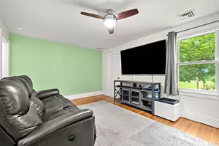 31 Lincoln St, Methuen, MA 01844 - Photo 8
