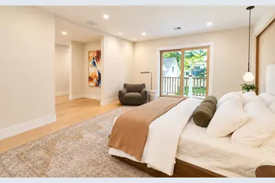 22 Winthrop Street, Newton, MA 02465 - Photo 10