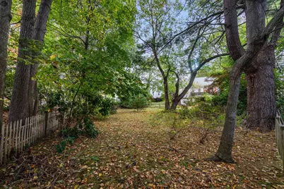 2 Eisenhower Ave, Natick, MA 01760 - Photo 12