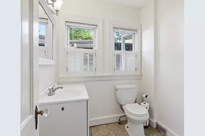 46 McKinley Ter, Westfield, MA 01085 - Photo 10