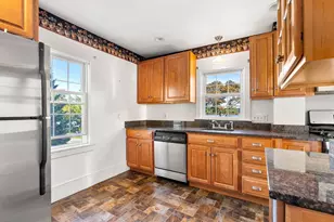 2 Orchard St, Salem, MA 01970 - Photo 16