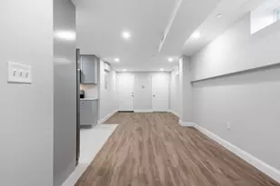 21 Jones Ave, Boston, MA 02124 - Photo 10