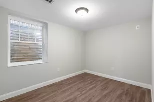 21 Jones Ave, Boston, MA 02124 - Photo 16