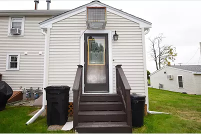 10 Lydon Ln #B-1, Halifax, MA 02338 - Photo 4