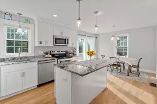 23 Old Center St, Carver, MA 02330 - Photo 8