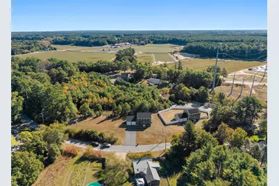 23 Old Center St, Carver, MA 02330 - Photo 36