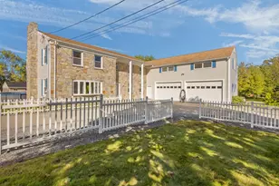 763 Wood St, Swansea, MA 02777 - Photo 2