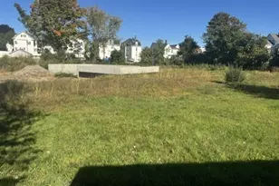 7 Green St, Taunton, MA 02780 - Photo 2