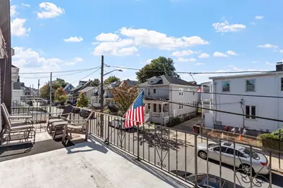 25 Herbert St, Everett, MA 02149 - Photo 6