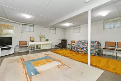 22 Roosevelt Rd, Newton, MA 02459 - Photo 16