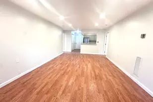 4975 Washington St, Boston, MA 02132 - Photo 4