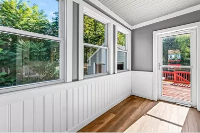 428 W Union St, East Bridgewater, MA 02333 - Photo 8