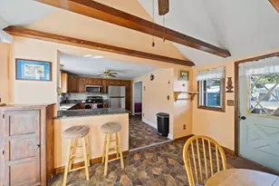107 Arbutus Ave, Braintree, MA 02184 - Photo 4