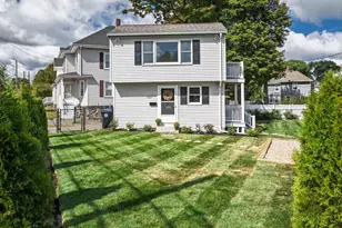 127 1/2 Bridge St, Beverly, MA 01905 - Photo 2