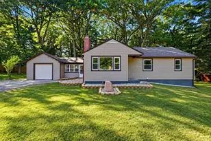 17 Meadow View Rd, Wilbraham, MA 01095 - Photo 1