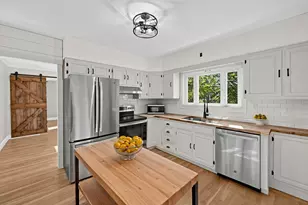 85 Quinapoxet Ln, Worcester, MA 01606 - Photo 6