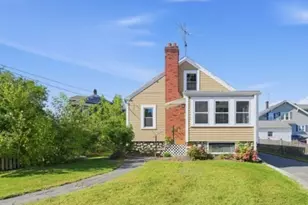 85 Quinapoxet Ln, Worcester, MA 01606 - Photo 1