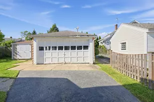 85 Quinapoxet Ln, Worcester, MA 01606 - Photo 24