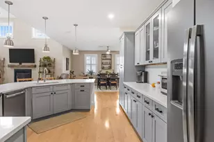 53 Bay Pointe Dr, Wareham, MA 02532 - Photo 8