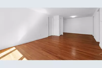 112 Decatur St #8, Arlington, MA 02474 - Photo 4