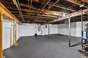 69 Crystal Ave, Springfield, MA 01108 - Photo 26
