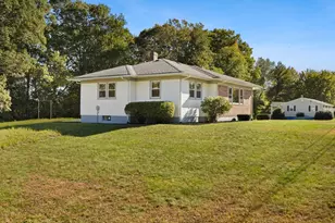 60 Sunhill Rd, Taunton, MA 02780 - Photo 4
