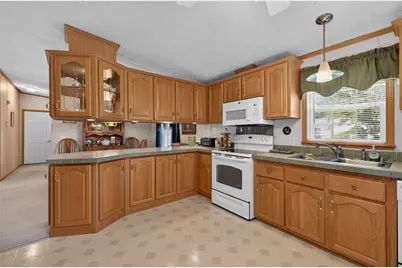 32 Red Tail Trail, Tiverton, RI 02878 - Photo 16