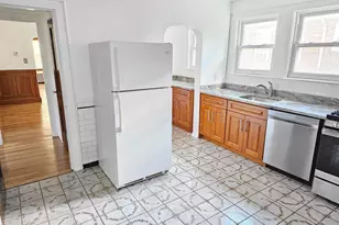 12 Hatherly Rd, Boston, MA 02135 - Photo 6