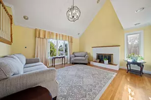 22 Kimberly Ln, Randolph, MA 02368 - Photo 10