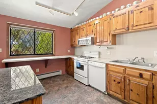 48 Lovering St, Medway, MA 02053 - Photo 8
